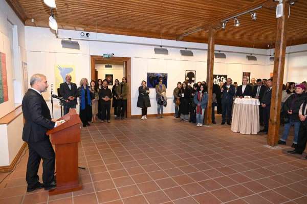 Altıntaş-Momayez Sergisi, Anadolu Üniversitesi'nde sanatseverlerle buluştu