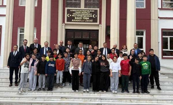Fırat Üniversitesi Bakü'de tanıtıldı