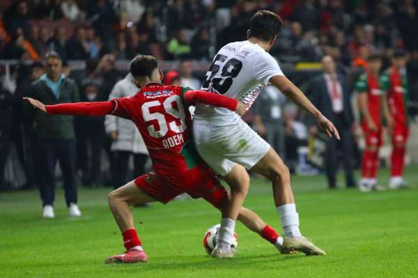 Karşıyaka'da 2007 doğumlu Adem Yeşilyurt fırtınası