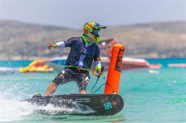 Türkiye Motosurf milli sporcuları, dikkat çekici bir başarı grafiği yakaladı