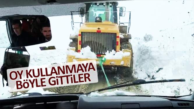 Oy kullanmaya böyle gittiler