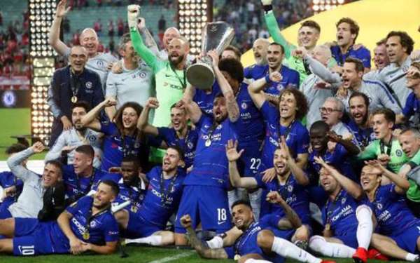 İlk kupa Chelsea'nin