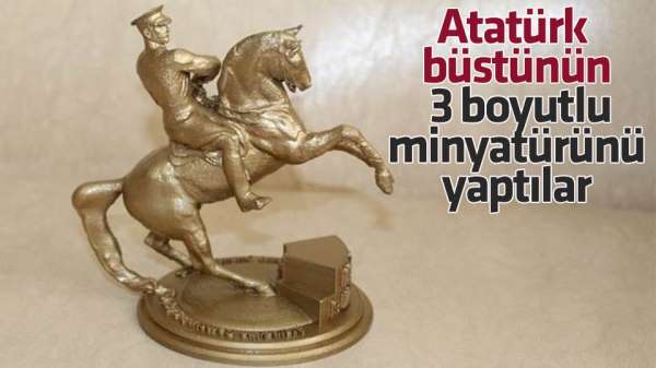 Samsun'daki Atatürk büstünün 3 boyutlu minyatürünü yaptılar