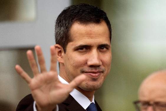 Guaido ülkesine geri dönecek