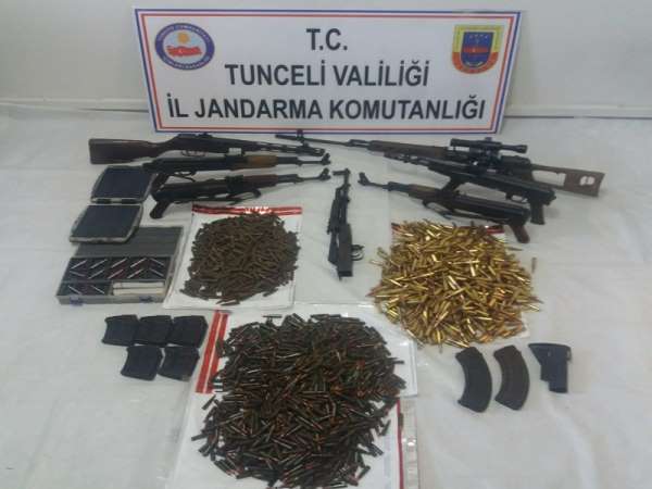 Tunceli'de teröristlerin silah ve cephaneleri ele geçirildi 