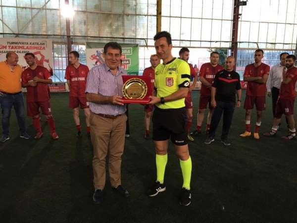 Sandıklı'da 15 Temmuz Demokrasi Şehitlerini Anma Futbol Turnuvası sona erdi 