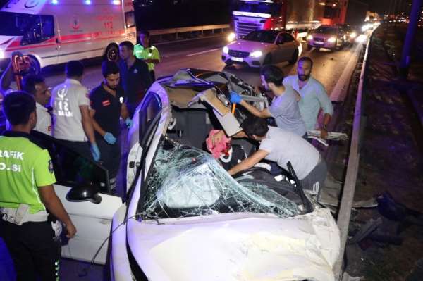 TEM'de makas atarken tıra çarpan otomobilin sürücüsü öldü 