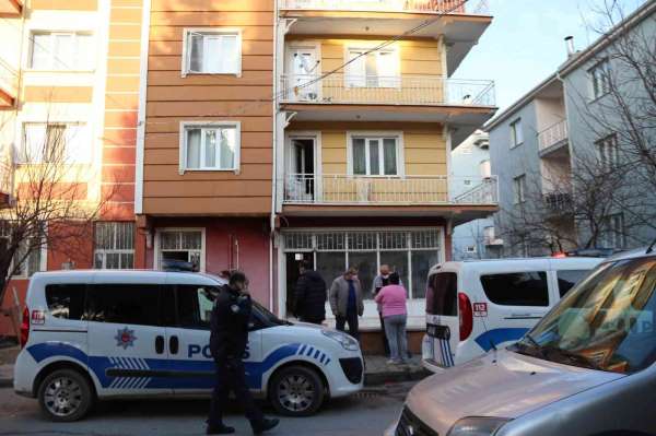 Hapisten yeni çıkan koca tartıştığı eşini bıçakladı, komşusu sinir krizi geçirdi - Eskişehir haber