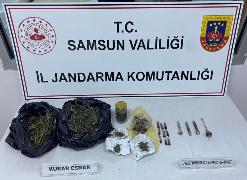 Samsun'da jandarma 736 aranan şahsı yakaladı