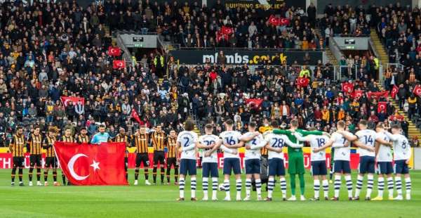 Acun Ilıcalı'dan Hull City-Leeds United maçı öncesi 'Türk Bayrağı' açıklaması