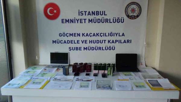 İstanbul'da terör örgütü üyelerine sahte pasaport temin eden 3 kişi yakalandı