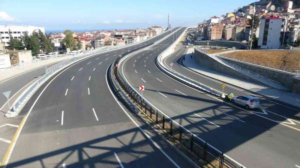 Türkiye'nin en maliyetli şehir içi yollarından Kanuni Bulvarı'nda sona doğru