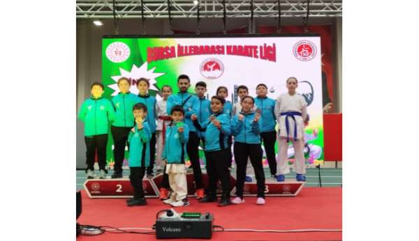 Afyonkarahisarlı karatecilerden Bursa'da büyük başarı