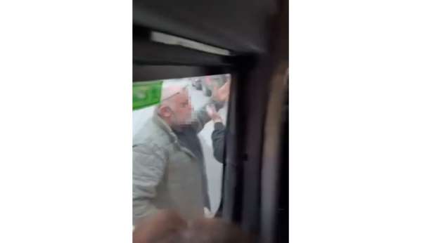 Küçükçekmece'de yol vermeme tartışmasında bıçak çekildi