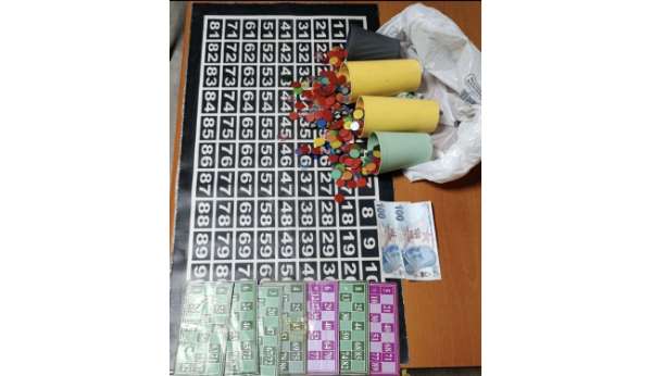 Samsun'da kahvehanelere kumar baskını: 35 kişiye 406 bin TL ceza