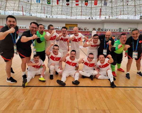 Down Sendromlu Futsal Milli Takımı, Dünya Şampiyonası'nda - Kayseri haber