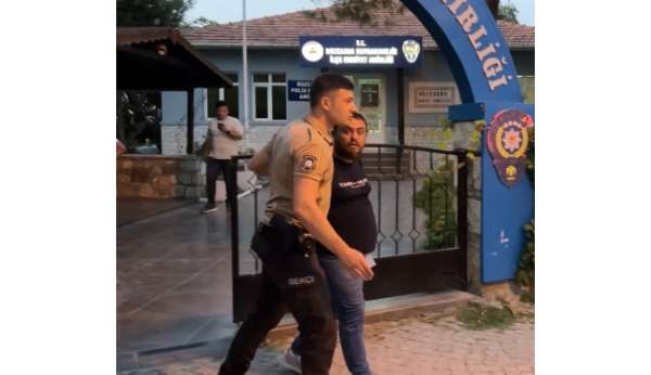 Eski eşini bıçaklayan tutuklu sanık Halil Karabıyık'ın, tutukluluk halinin devamına karar verildi