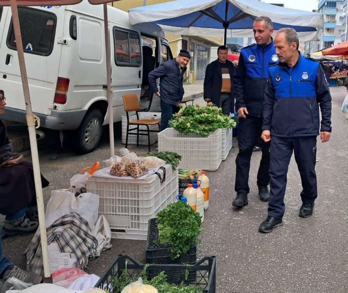 Canik'te semt pazarlarına denetim