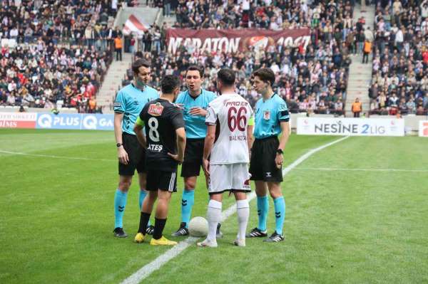 Elazığspor hakem hatalarına tepki gösterdi