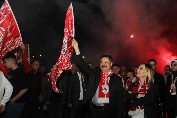 Başkan Deveci'den Samsunspor taraftarına bin bilet jesti
