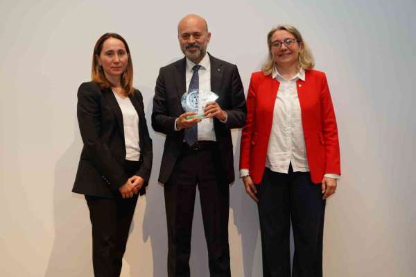 Petrol Ofisi, İstanbul Karbon Zirvesi'nde 'Düşük Karbon Kahramanı' seçildi