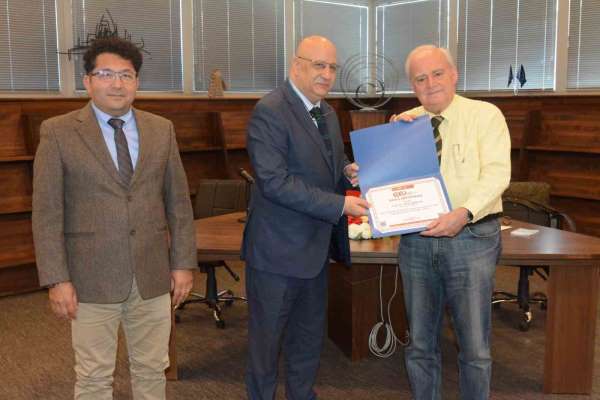 Anadolu Üniversitesi'nde kültür söyleşilerine Prof. Dr. Halil Berktay konuk oldu