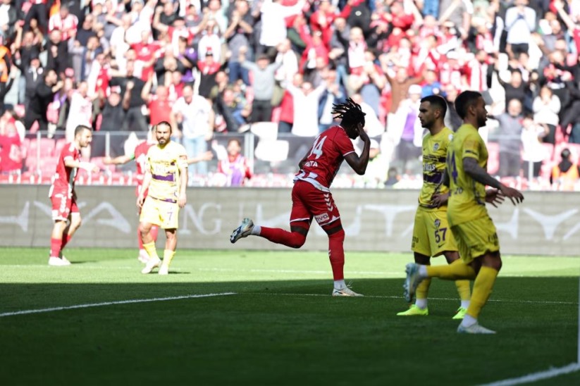 Samsunspor-Eyüpspor: Maç Başladı
