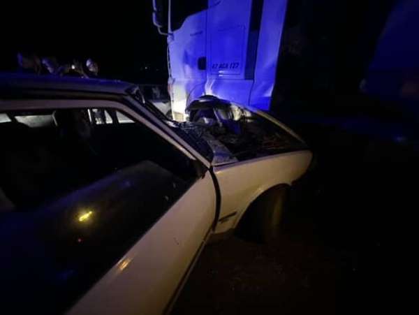 Hatay'da kazada Fiat Tofaş hurdaya döndü: 2 yaralı