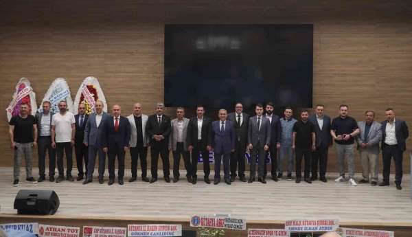 Belediye Kütahyaspor'da mevcut başkan Erdoğan Çolak güven tazeledi - Kütahya haber