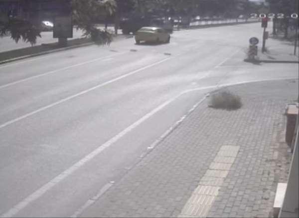 Bursa'daki feci kaza güvenlik kamerasına yansıdı - Bursa haber