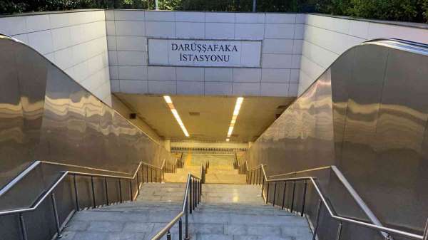 Metroda intihar girişimi, raylara atlayan bir kişi yaralı olarak kurtarıldı - İstanbul haber