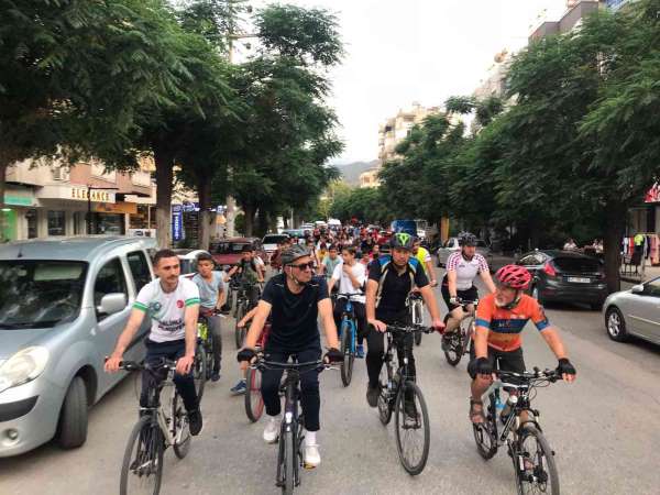 Salihli'de pedallar sağlık için çevrildi - Manisa haber