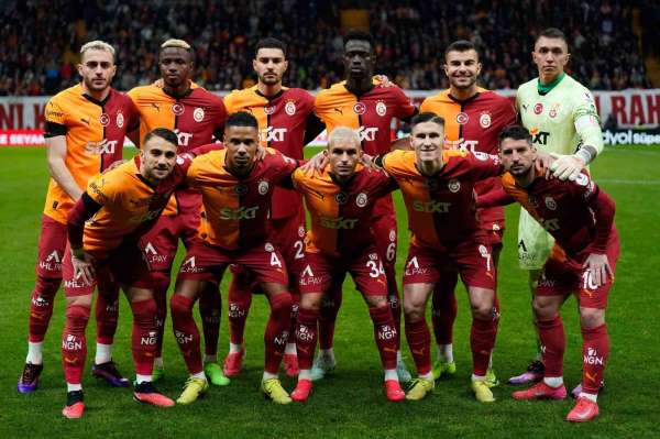 Galatasaray'da goller 17 farklı futbolcudan geldi