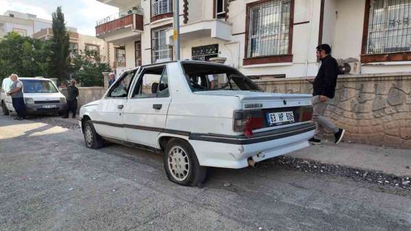 Siverek'te kavgayı ayırmaya çalışan polis memuru bıçaklandı