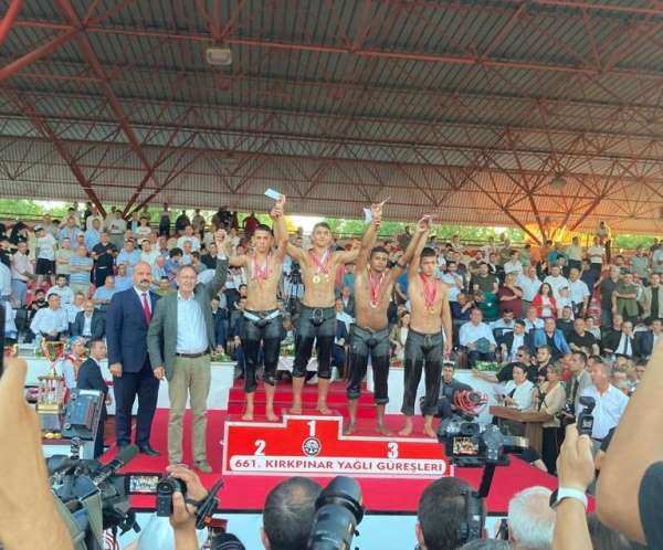 Kulalı gencin Kırkpınar'da tarihi zaferi