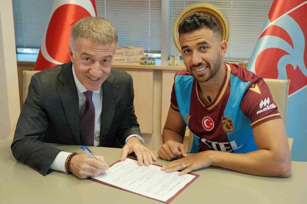 Trabzonspor yeni transferi Trezeguet için imza töreni düzenledi