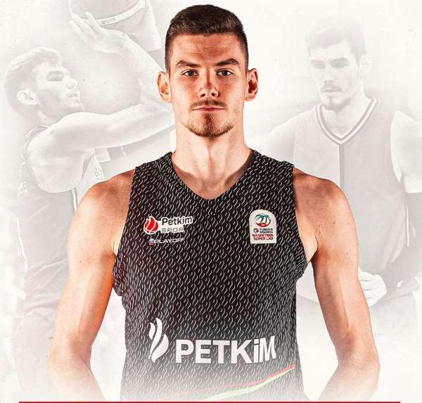 Aliağa Petkimspor, Letonyalı forvet Roberts Blumbergs ile anlaştı