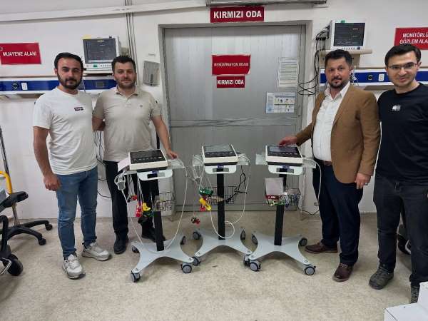 Gerze Devlet Hastanesi'ne 12 kanallı dijital EKG cihazı