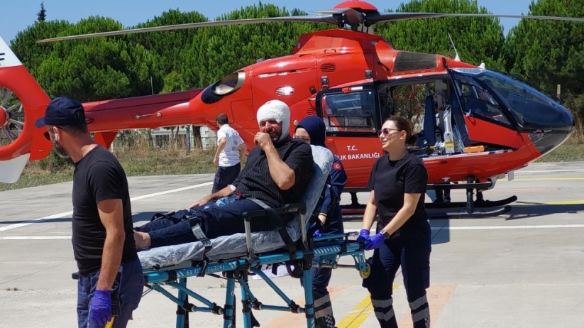 Samsun'da inşaatta ölümden dönen şahsın yardımına ambulans helikopter yetişti