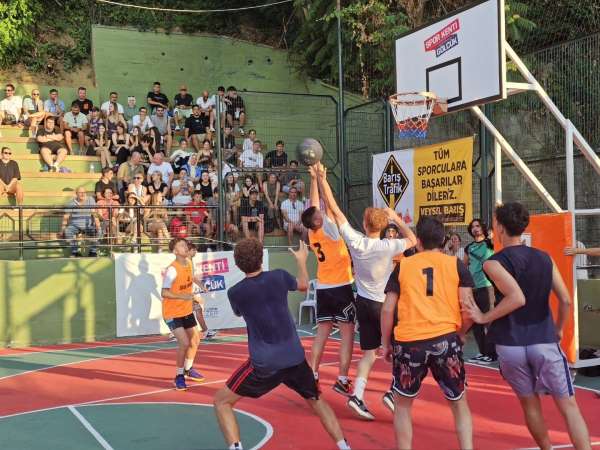 Sokak basketbolu turnuvası sona erdi