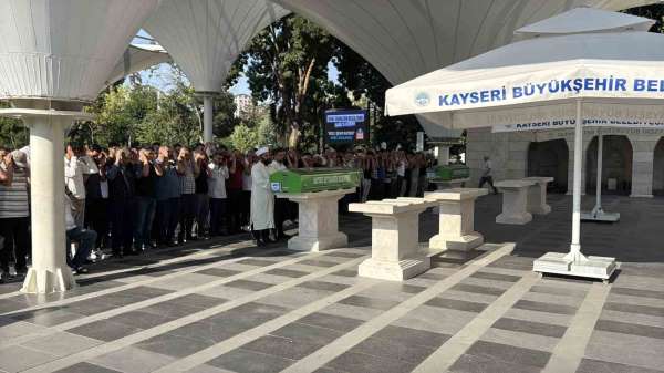 Kavgada bıçaklanarak öldürülen şahıs toprağa verildi