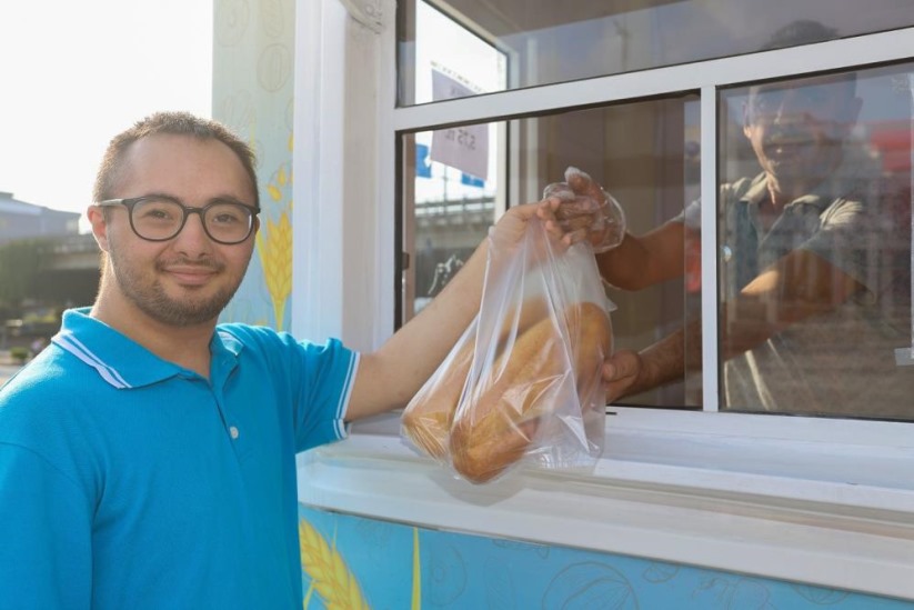 Samsun'da halk ekmek büfeleri açıldı: 220 gram ekmek 5,75 TL