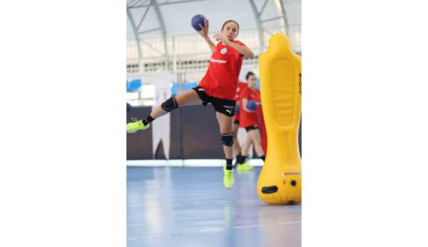 Armada Praxis Yalıkavak sezonu yenimahalle deplasmanında açıyor