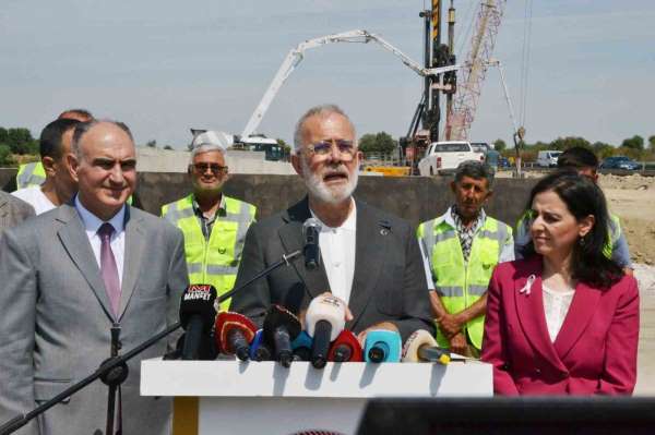 Gediz Köprülü Kavşağı'nda çalışmalar hızla sürüyor