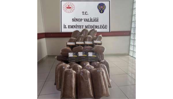 Sinop'ta kaçak tütün operasyonu: 156 kilo tütün ve 2 bin 600 makaron ele geçirildi
