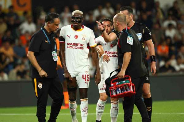 Galatasaray'da Victor Osimhen sakatlandı