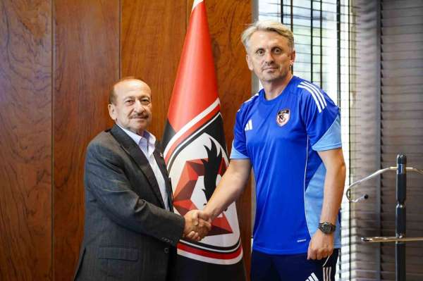 Gaziantep FK'da yeni teknik direktör Orhan Ak oldu