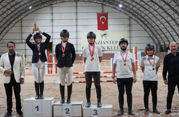GKV'li sporculardan 1 şampiyonluk kupası ve 6 madalyayla büyük başarı