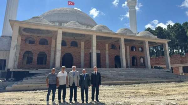 Sinop Üniversitesi Camisi inşaatı devam ediyor