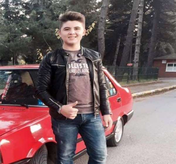 17 yaşındaki Berkay trafik kazasında öldü 